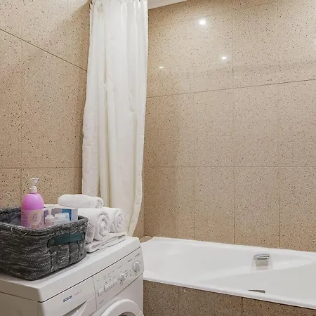Central Nezavisimosti Grand Apartament Mińsk